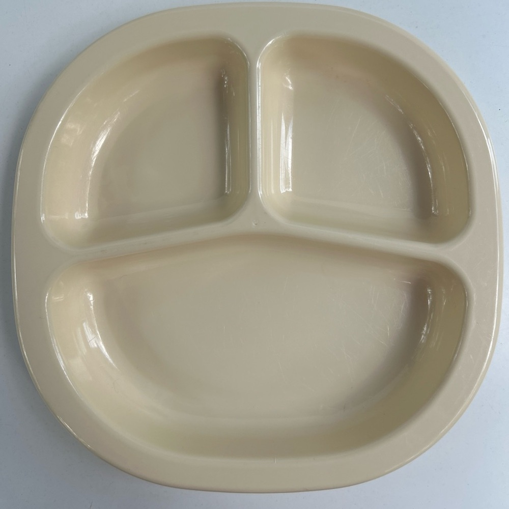 Vintage Rubbermaid Microwave Heatables DIVIDED PLATE 0059 Almond